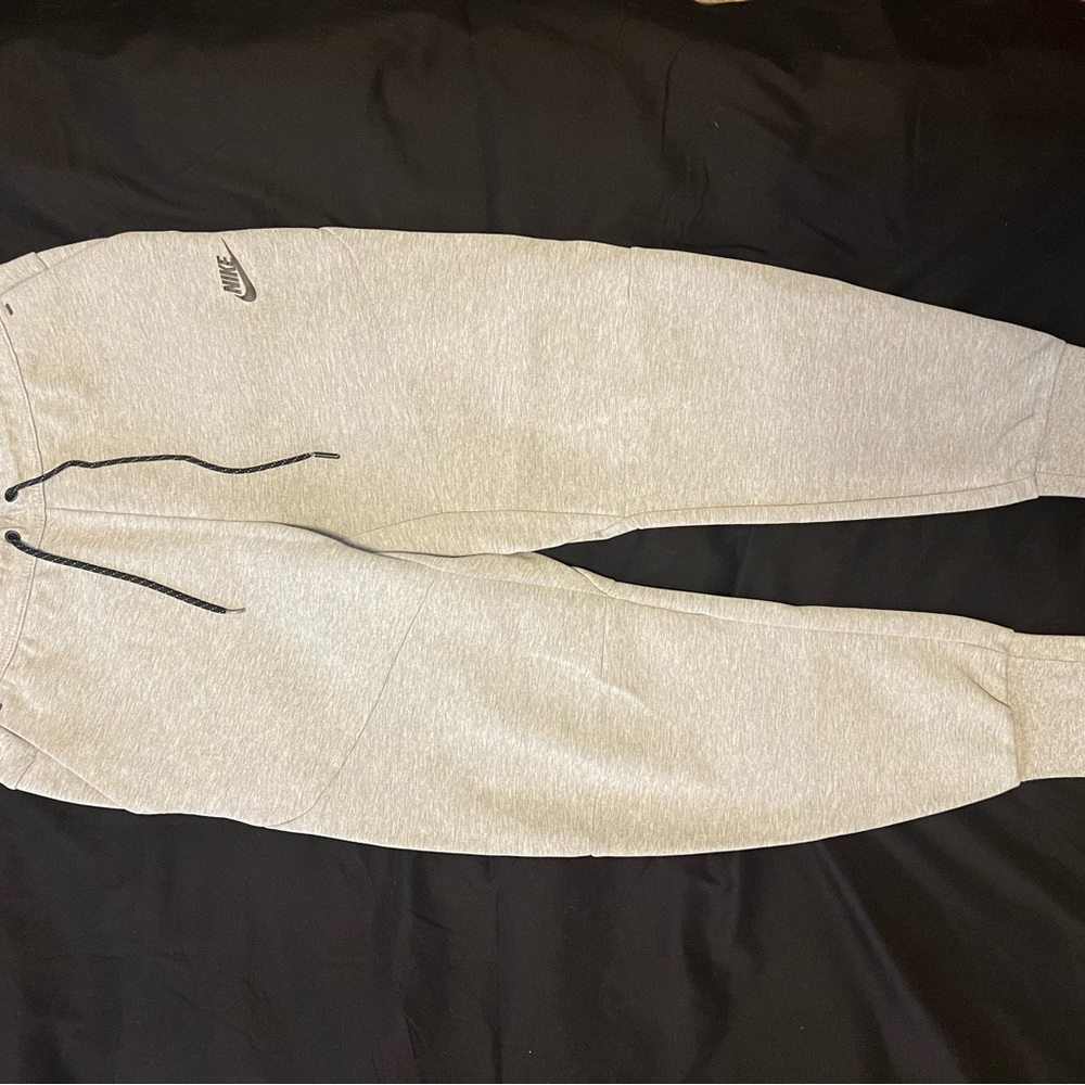 Nike Heather Gray Joggers